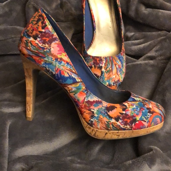 high heels floral pattern cork heels 3.5 inches - Picture 2 of 6